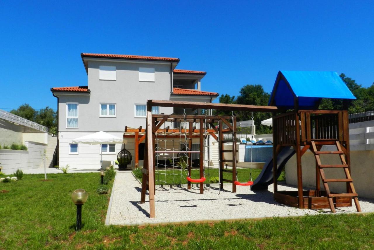 Yourcroatiaholiday - Villa With 6 Rooms Drenje  Exterior foto