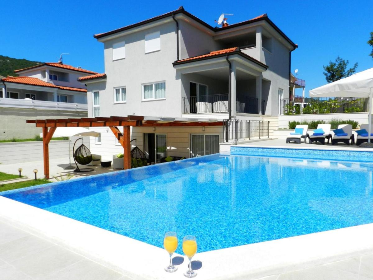 Yourcroatiaholiday - Villa With 6 Rooms Drenje  Exterior foto