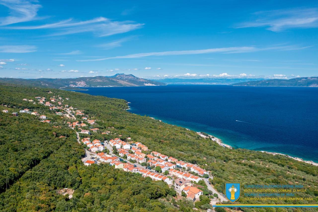 Yourcroatiaholiday - Villa With 6 Rooms Drenje  Exterior foto