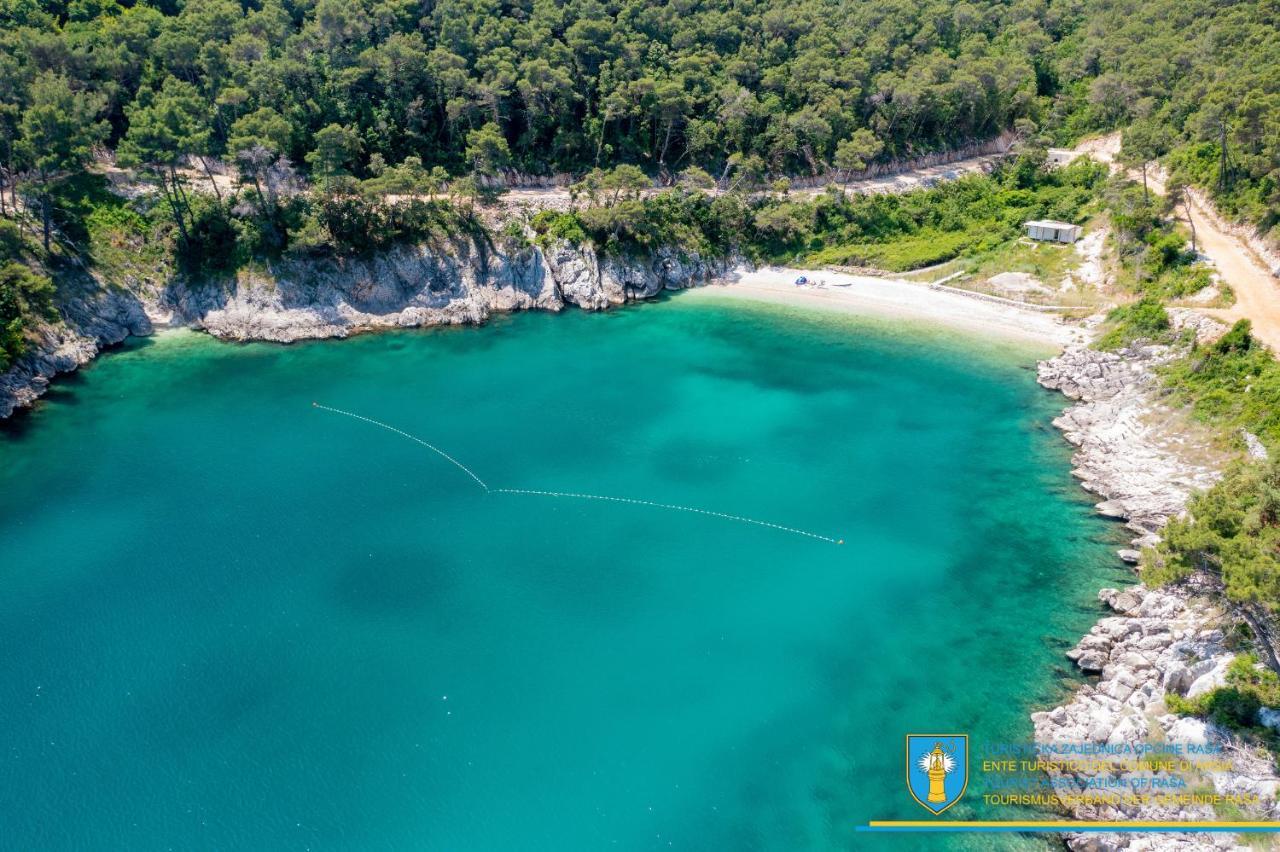 Yourcroatiaholiday - Villa With 6 Rooms Drenje  Exterior foto