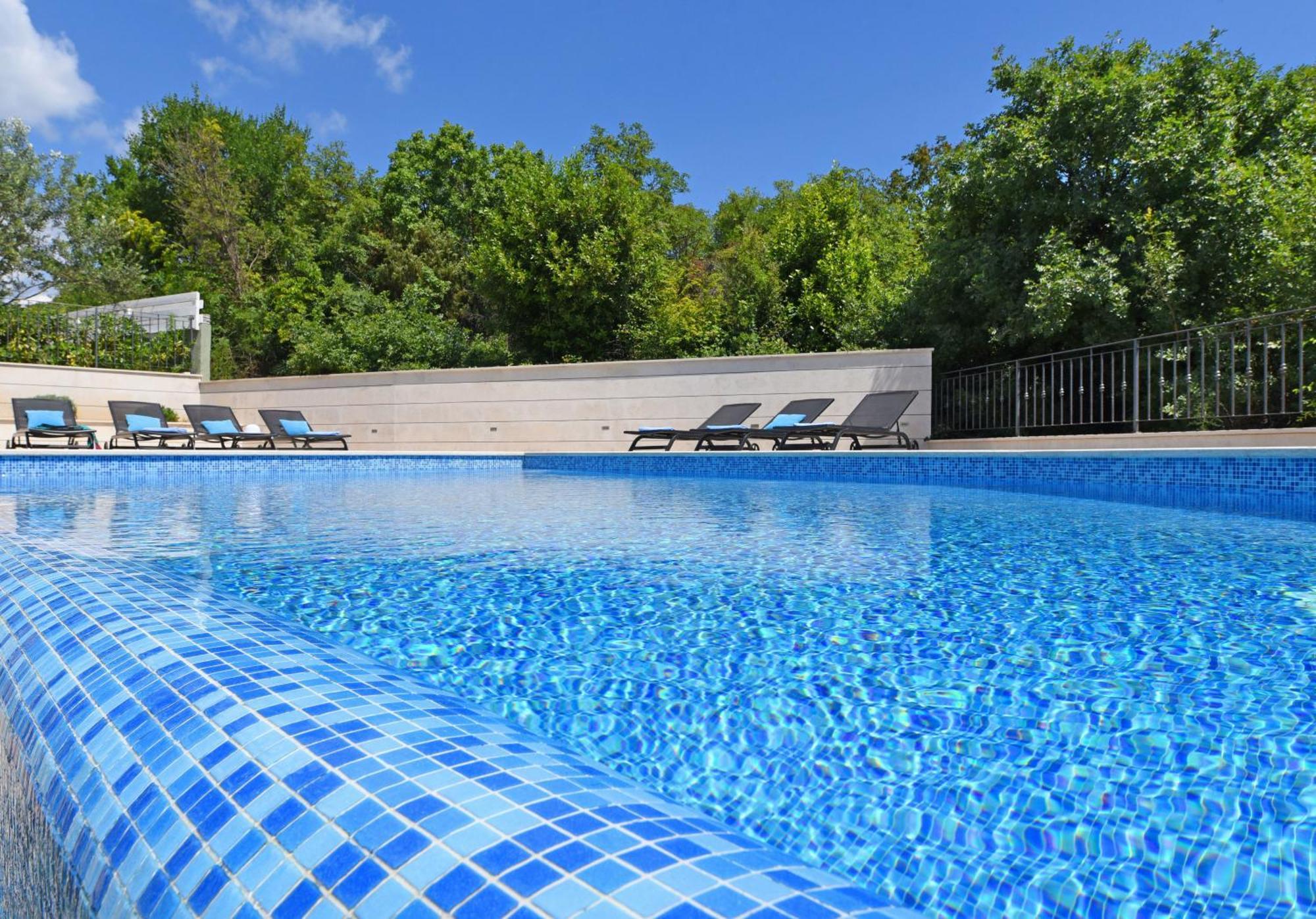 Yourcroatiaholiday - Villa With 6 Rooms Drenje  Exterior foto